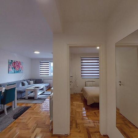 Apartman Victoria Lukavica Buitenkant foto