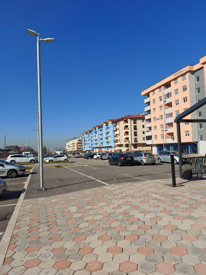 Apartman Victoria Lukavica Buitenkant foto